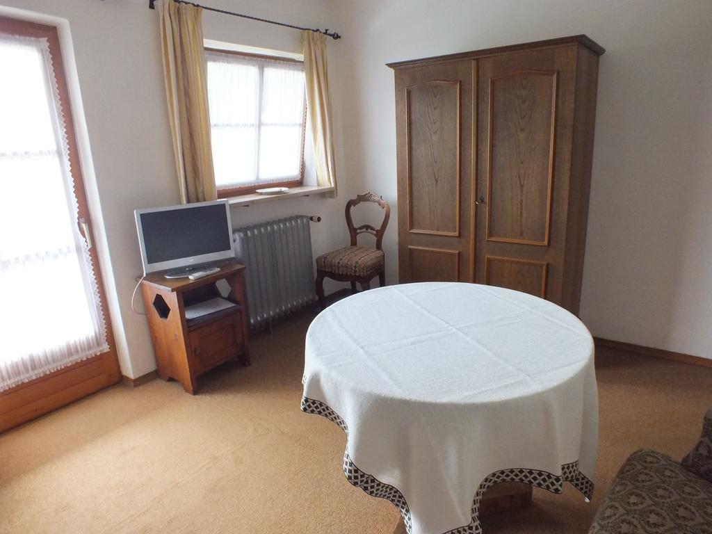 Pension Blauer Gamsbock Kiefersfelden Habitación foto